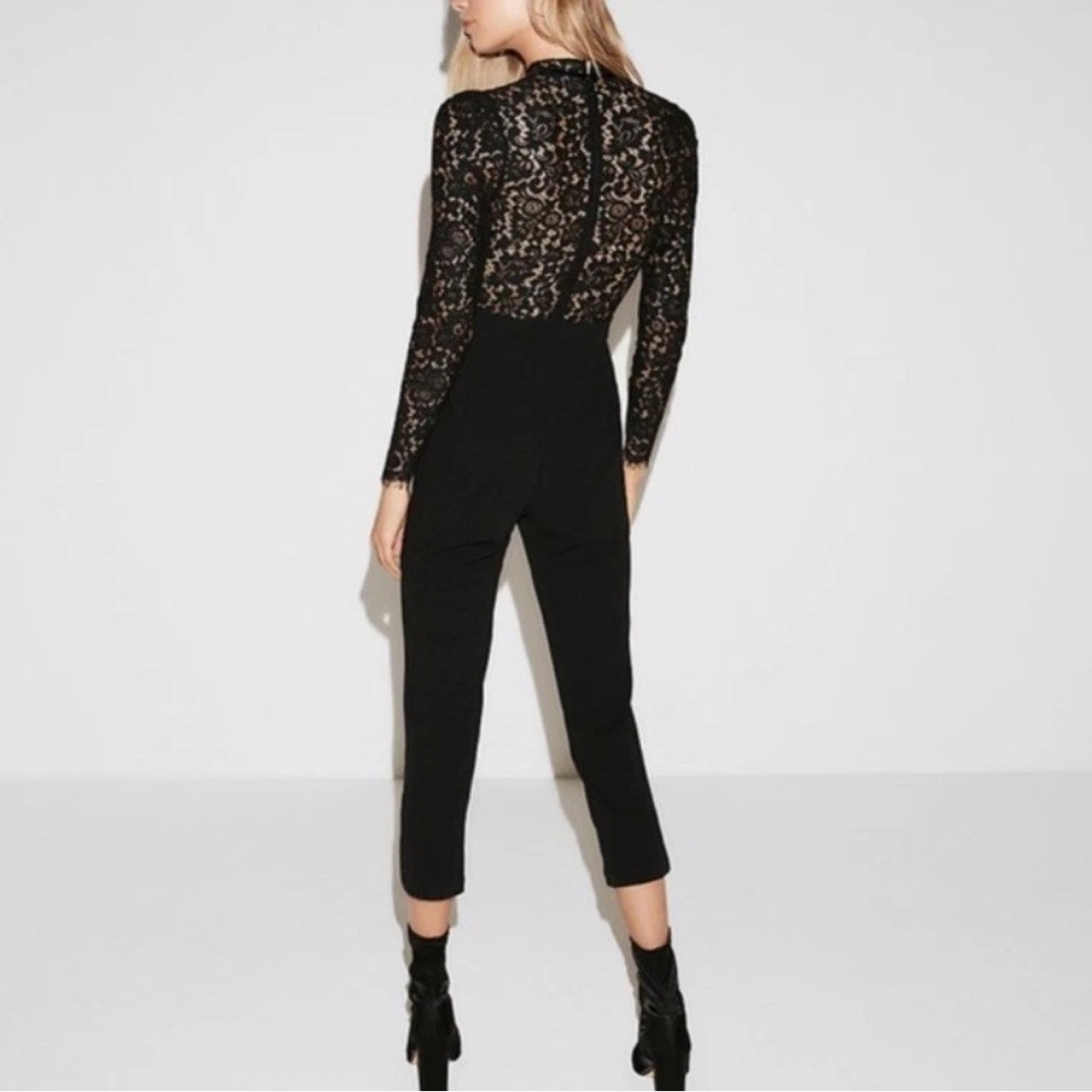 NWT EXPRESS BLACK LACE JUMPSUIT LONG SLEEVE VELVET TRIM
Size 4 - Picture 3 of 13